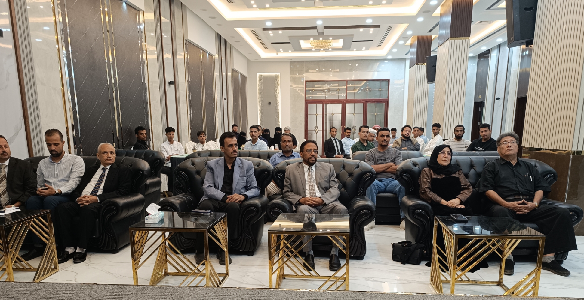 بتمويل من مجلس الترويج.. المكلا تستعد لموسم البلدة بتدريب نوعي يعزز جودة الخدمات السياحية (صور)
