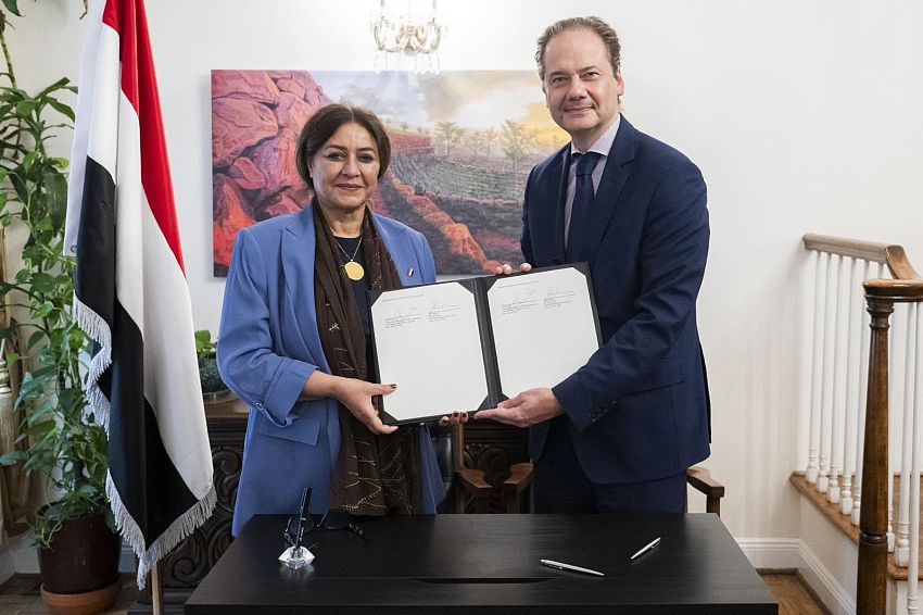 اليمن ومتحف المتروبوليتان يمددان شراكة لحماية الآثار بعد استعادة قطعتين من كاليفورنيا